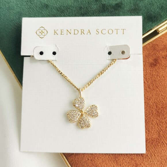 Kendra Scott Jewelry - Kendra Scott Gold Clover White Crystal Short Necklace